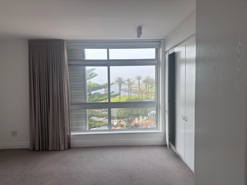 To Let 3 Bedroom Property for Rent in Sea Point Western Cape